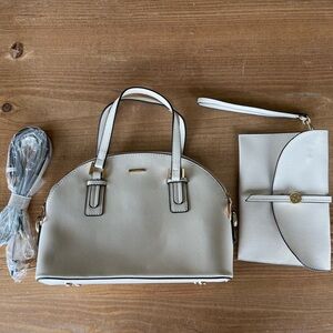 $⬇️ NEW! Lovevook Cream Leather Satchel with Silver Hardware + small bag